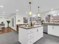 47 E 50TH AVENUE - thumbnail 10