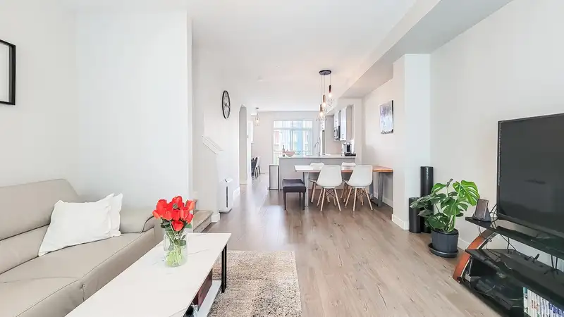 12 20180 84 AVENUE - photo 3 of 27