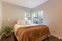 302 3050 HILLCREST DRIVE - thumbnail 11