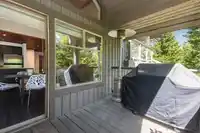 302 3050 HILLCREST DRIVE - thumbnail 13