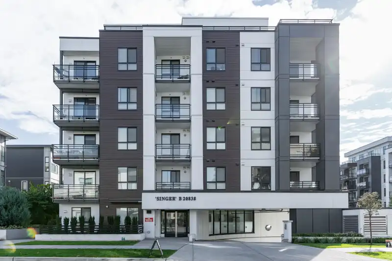 B502 20838 78B AVENUE - photo 1 of 29