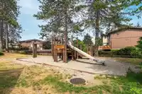 5 313 HIGHLAND WAY - thumbnail 14