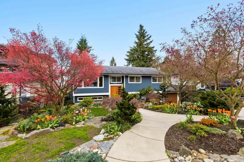 2983 SURF CRESCENT - photo 3 of 40