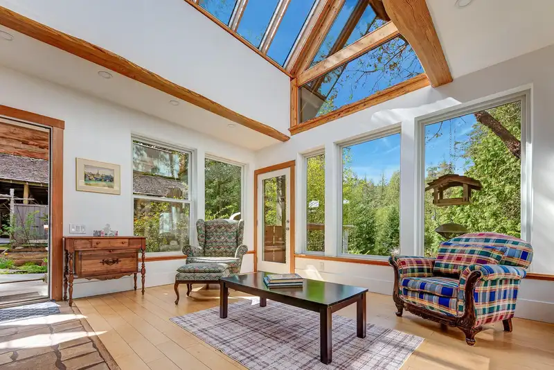 375 VILLAGE BAY ROAD - photo 4 of 40