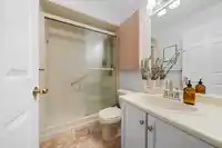3 2118 EASTERN AVENUE - thumbnail 16