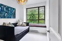 424 801 KLAHANIE DRIVE - thumbnail 9