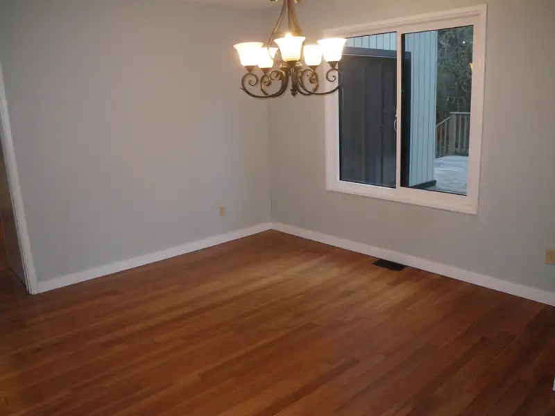 20228 49 AVENUE - photo 4 of 25
