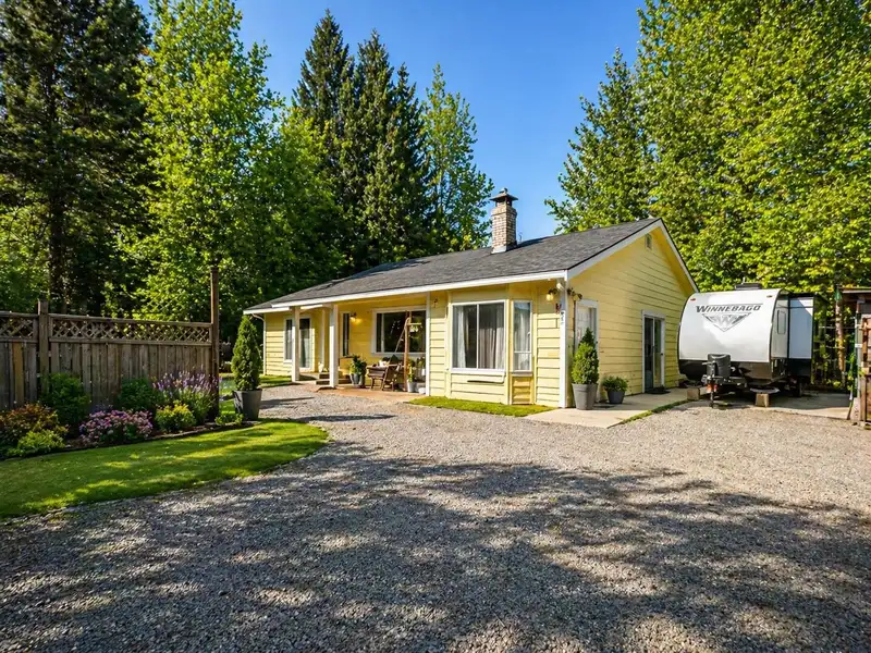 23519 LOUGHEED HIGHWAY - photo 3 of 18