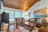 4525 205 STREET - thumbnail 3