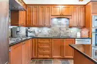 4525 205 STREET - thumbnail 8