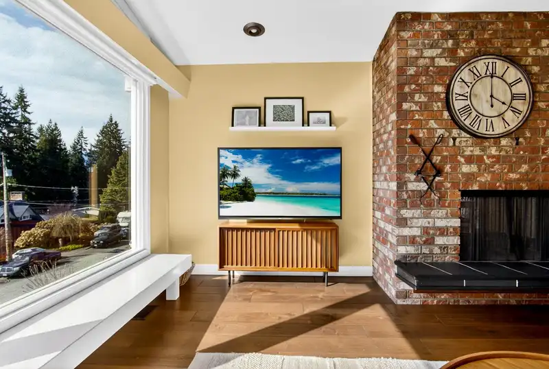981 KINSAC STREET - photo 4 of 40