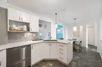 311 15621 MARINE DRIVE - thumbnail 15