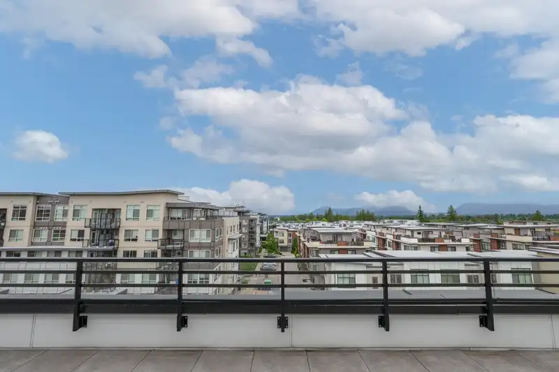 B606 20838 78B AVENUE - photo 1 of 27