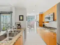 202 1790 BAYSHORE DRIVE - thumbnail 10