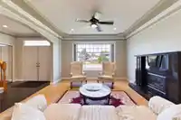 3770 ELMWOOD STREET - thumbnail 5