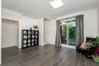 3 7947 209 STREET - thumbnail 12