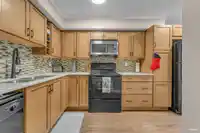 202 CARDIFF WAY - thumbnail 3
