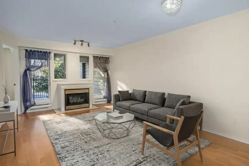 212 1200 EASTWOOD AVENUE - photo 3 of 40