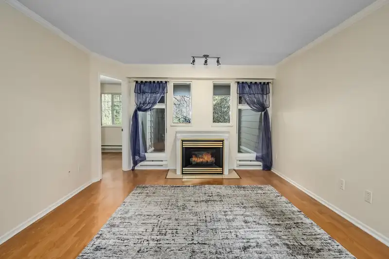 212 1200 EASTWOOD AVENUE - photo 4 of 40