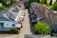 38 5900 MUIR DRIVE - thumbnail 2
