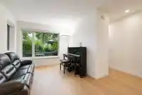 42 528 E 2ND STREET - thumbnail 2