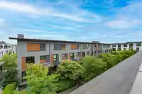 42 528 E 2ND STREET - thumbnail 16