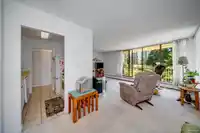 207 2020 FULLERTON AVENUE - thumbnail 5