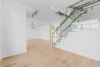 2720 201 STREET - thumbnail 3