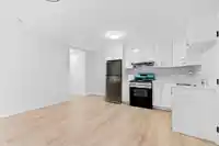 2720 201 STREET - thumbnail 29