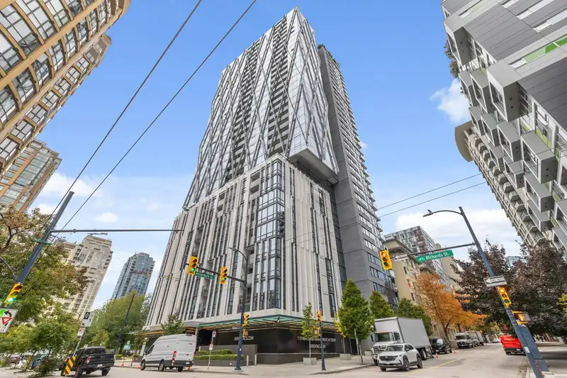 2208 1111 RICHARDS STREET - photo 2 of 40
