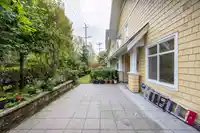 46 6878 SOUTHPOINT DRIVE - thumbnail 2