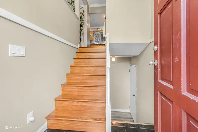 11688 85A AVENUE - photo 3 of 23