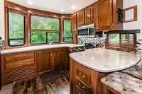 247 TOMAHAWK AVENUE - thumbnail 11