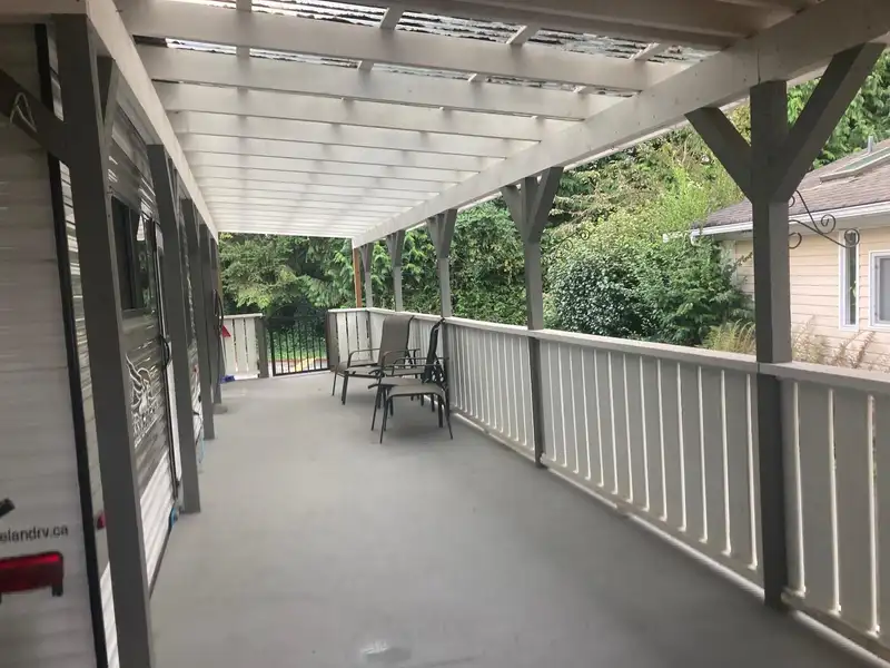 247 TOMAHAWK AVENUE - photo 4 of 26