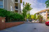 C402 8929 202 STREET - thumbnail 5