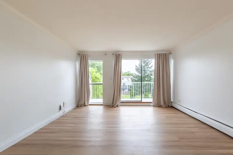 74 17712 60 AVENUE - photo 3 of 24