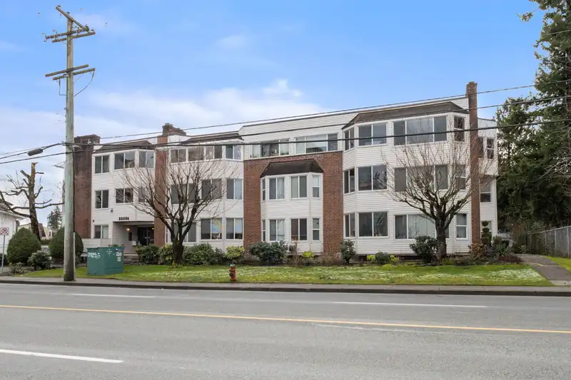 302 32098 GEORGE FERGUSON WAY - photo 1 of 29