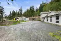 41750 BOWMAN ROAD - thumbnail 1
