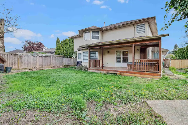 44650 CUMBERLAND AVENUE - photo 4 of 40