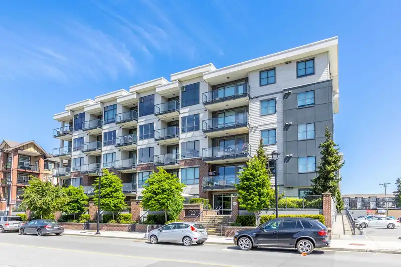 407 5638 201A STREET - photo 1 of 39