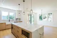 44 4622 SINCLAIR BAY ROAD - thumbnail 19