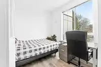 505 700 CLARKE ROAD - thumbnail 18