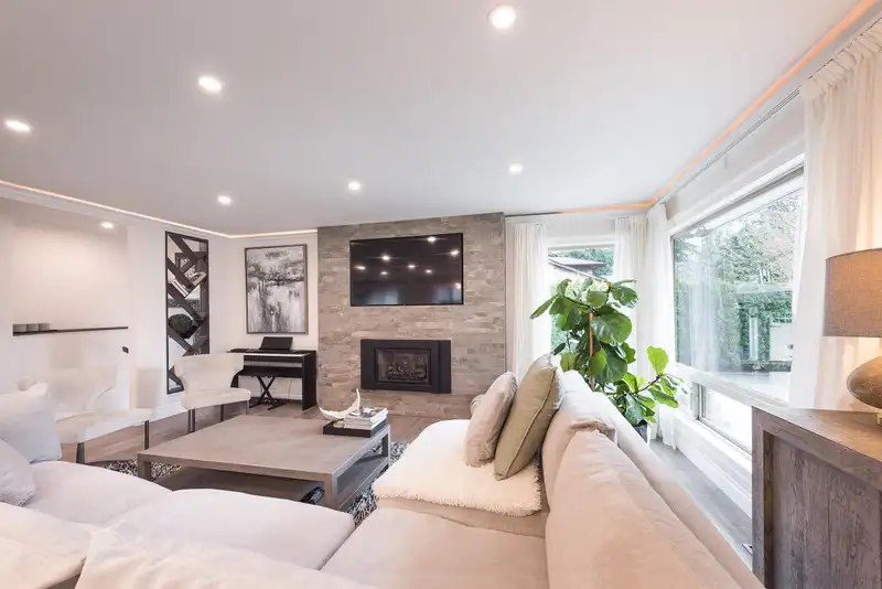 20469 91B AVENUE - photo 1 of 40