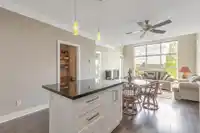 403 20630 DOUGLAS CRESCENT - thumbnail 6