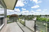 403 20630 DOUGLAS CRESCENT - thumbnail 10