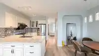 92 6888 ROBSON DRIVE - thumbnail 11