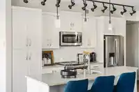 518 11035 RAVINE ROAD - thumbnail 5