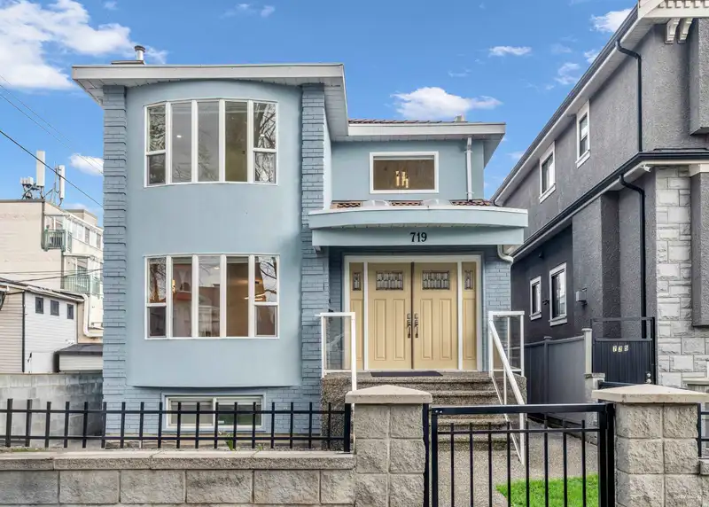 719 E 27TH AVENUE - photo 1 of 3