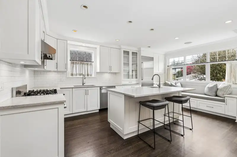 2859 W 33RD AVENUE - photo 4 of 39