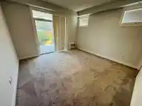 111 20686 EASTLEIGH CRESCENT - thumbnail 4